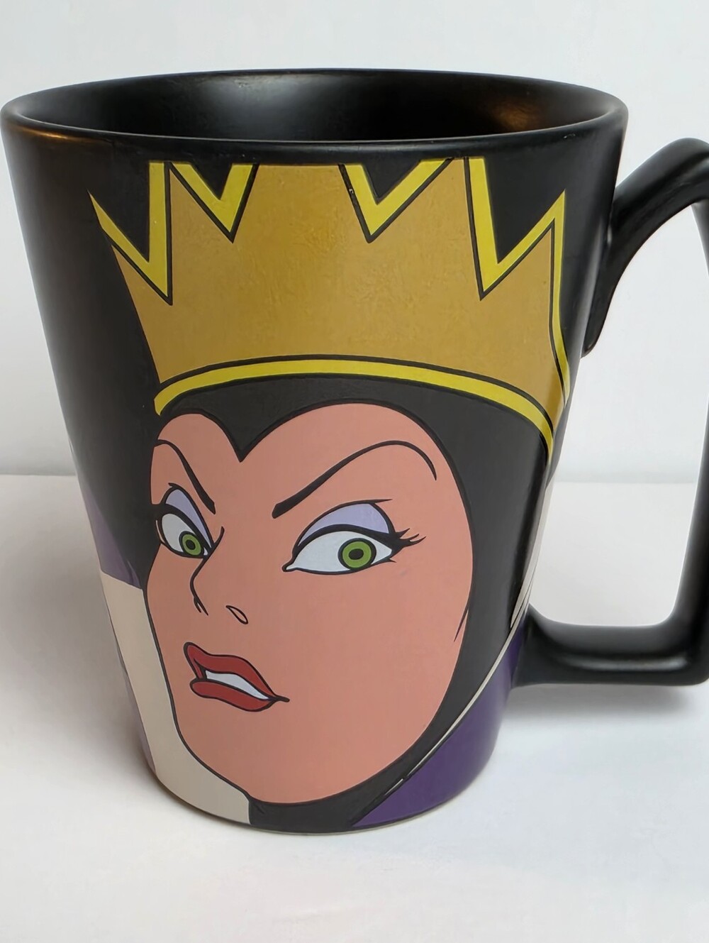 Disney Snow White Villain Evil Queen Grimhilde Matte Black 12 oz. Coffee Tea Mug